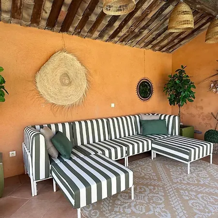 Villa Larascasse - Panoramic Sea View, Private Pool & Sunlit Terraces *
